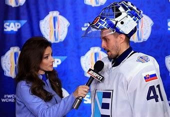is-leah-hextall-related-to-ron-hextall