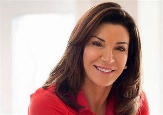 is-hilary-farr-related-to-jamie-farr