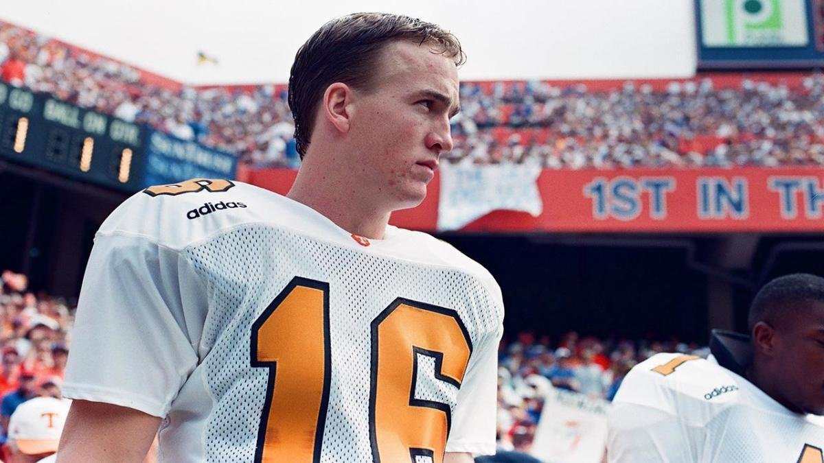 is-gus-manning-related-to-peyton-manning