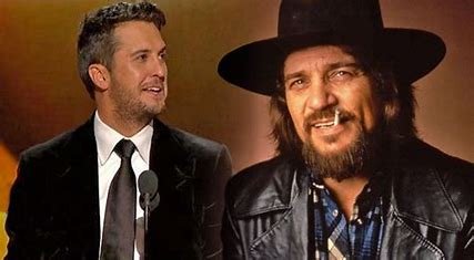 is-waylon-jennings-related-to-struggle-jennings
